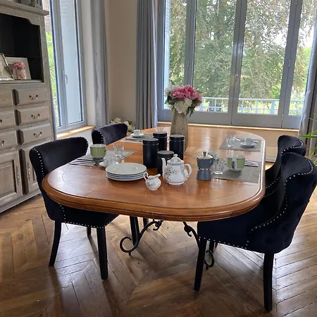 Le Manoir *