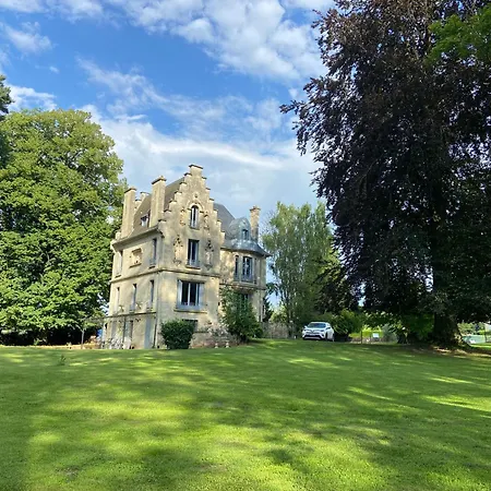 Le Manoir Maison d'hôtes *