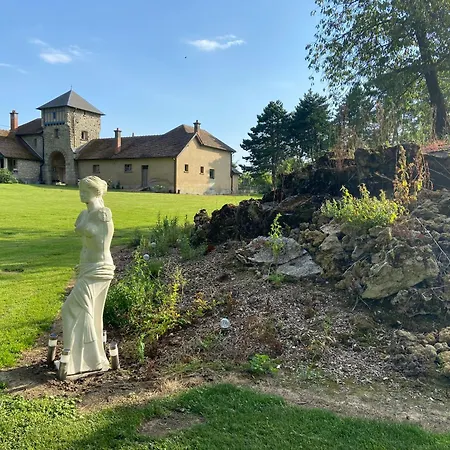 Le Manoir *