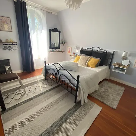 Le Manoir Maison d'hôtes *